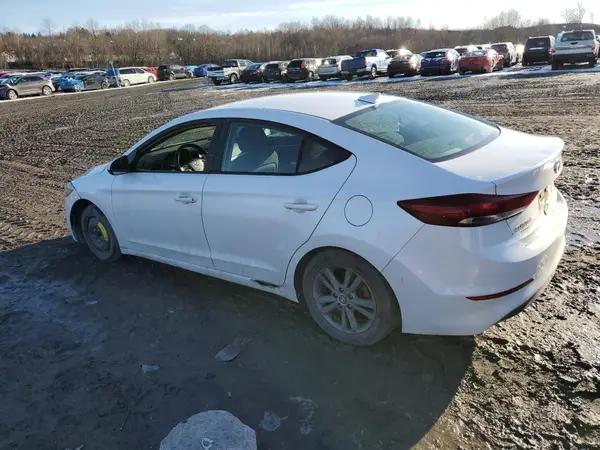 5NPD84LF7JH324892 2018 HYUNDAI ELANTRA - Image 2