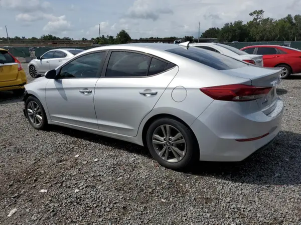 5NPD84LF7JH325556 2018 HYUNDAI ELANTRA - Image 2
