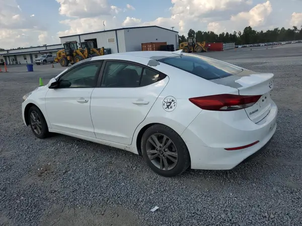 5NPD84LF7JH328098 2018 HYUNDAI ELANTRA - Image 2
