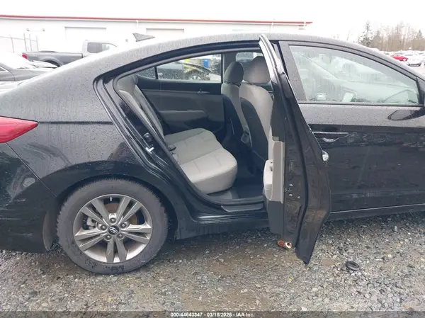 5NPD84LF7JH330112 2018 HYUNDAI ELANTRA - Image 8