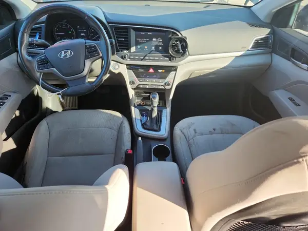 5NPD84LF7JH330806 2018 HYUNDAI ELANTRA - Image 8