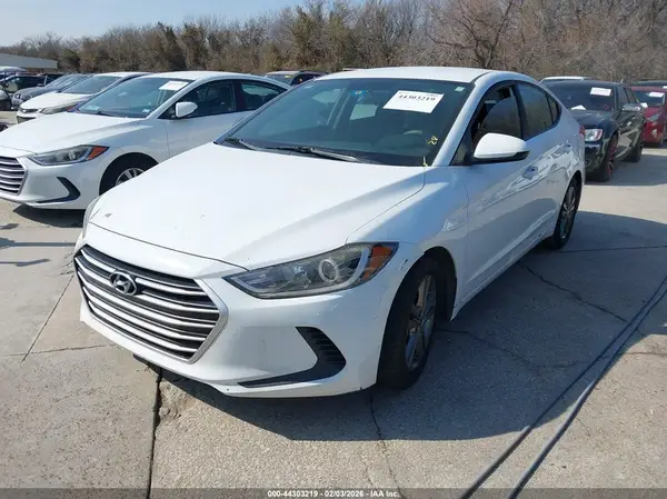 5NPD84LF7JH331244 2018 HYUNDAI ELANTRA - Image 2
