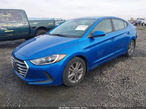 5NPD84LF7JH332426 2018 HYUNDAI ELANTRA - Image 2
