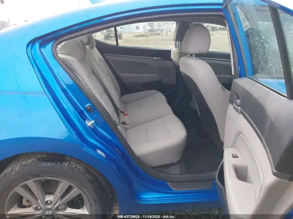 5NPD84LF7JH332426 2018 HYUNDAI ELANTRA - Image 8