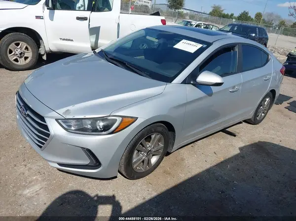5NPD84LF7JH337206 2018 HYUNDAI ELANTRA - Image 2