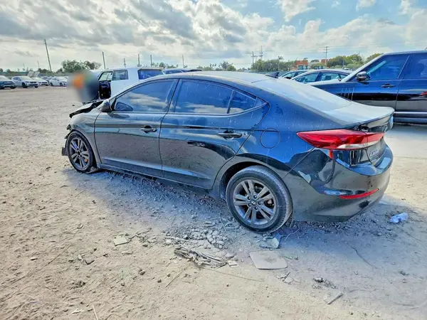 5NPD84LF7JH337545 2018 HYUNDAI ELANTRA - Image 2
