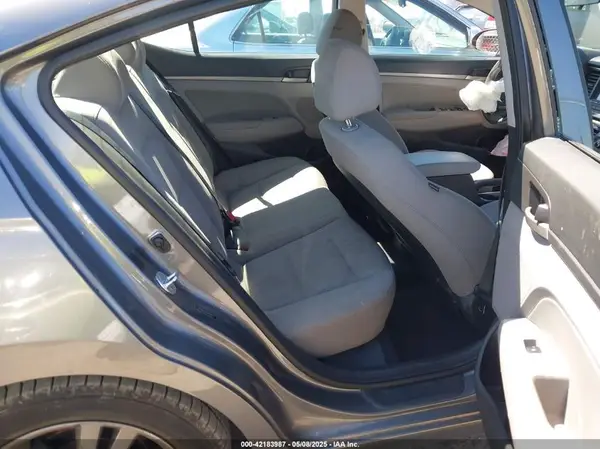 5NPD84LF7JH337657 2018 HYUNDAI ELANTRA - Image 8