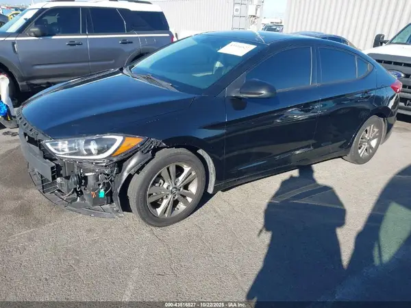 5NPD84LF7JH337786 2018 HYUNDAI ELANTRA - Image 2