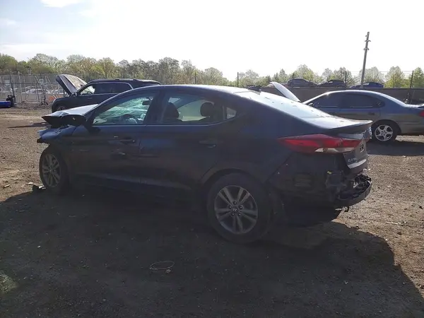 5NPD84LF7JH339831 2018 HYUNDAI ELANTRA - Image 2