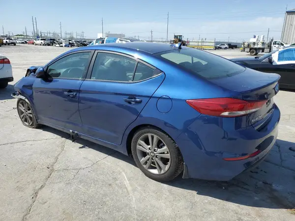 5NPD84LF7JH340414 2018 HYUNDAI ELANTRA - Image 2