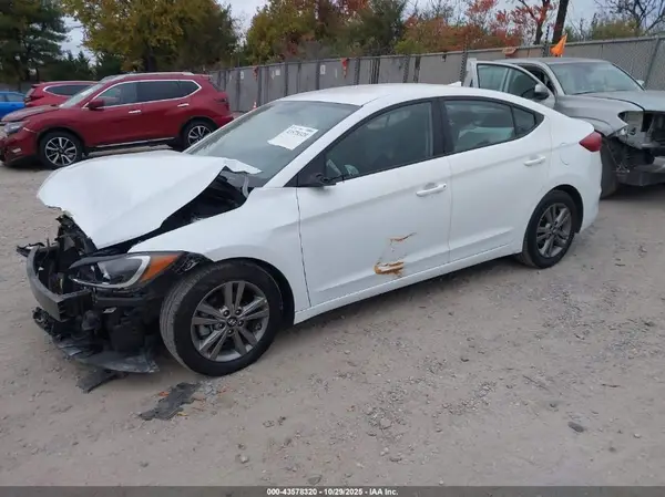 5NPD84LF7JH340641 2018 HYUNDAI ELANTRA - Image 2