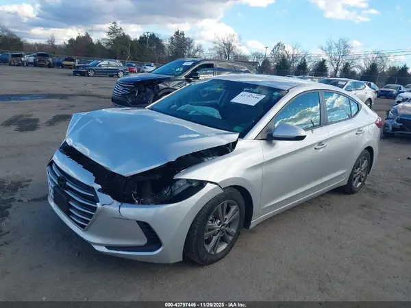 5NPD84LF7JH341031 2018 HYUNDAI ELANTRA - Image 2