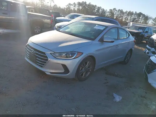 5NPD84LF7JH342213 2018 HYUNDAI ELANTRA - Image 2