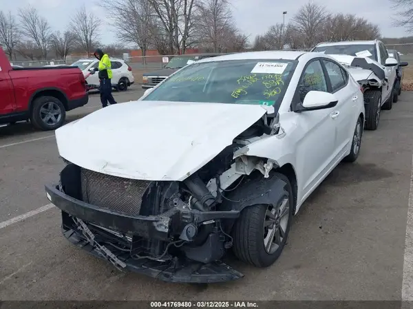 5NPD84LF7JH343524 2018 HYUNDAI ELANTRA - Image 2