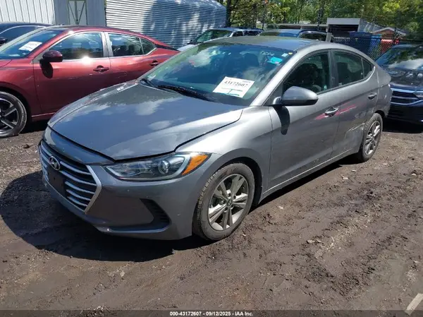 5NPD84LF7JH343930 2018 HYUNDAI ELANTRA - Image 2