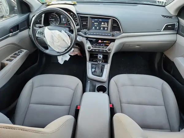 5NPD84LF7JH347623 2018 HYUNDAI ELANTRA - Image 8