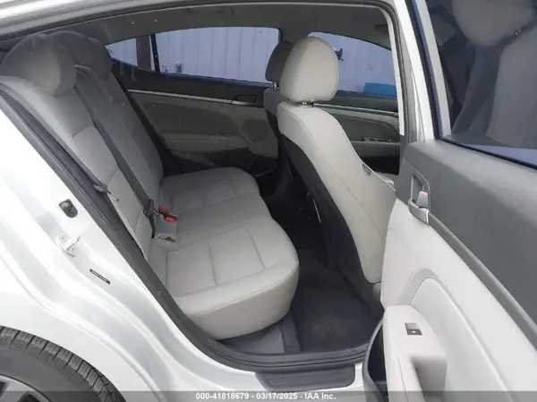 5NPD84LF7JH349081 2018 HYUNDAI ELANTRA - Image 8