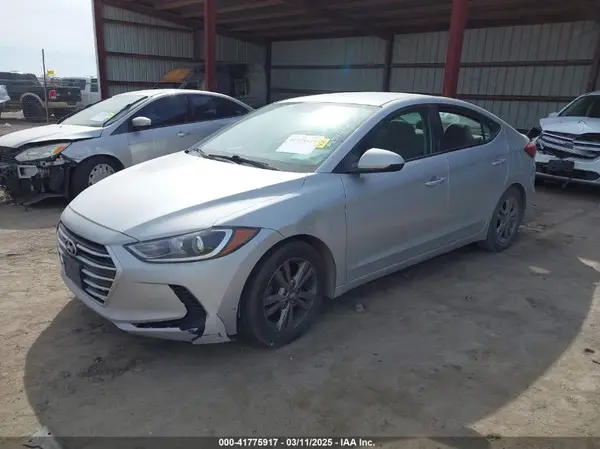 5NPD84LF7JH353261 2018 HYUNDAI ELANTRA - Image 2
