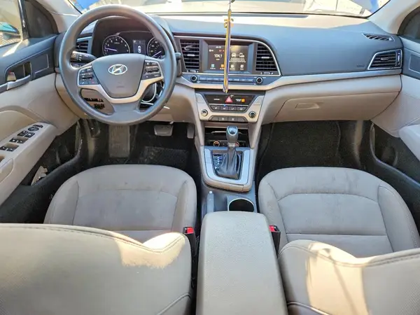5NPD84LF7JH353549 2018 HYUNDAI ELANTRA - Image 8