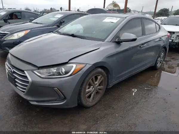 5NPD84LF7JH356483 2018 HYUNDAI ELANTRA - Image 2