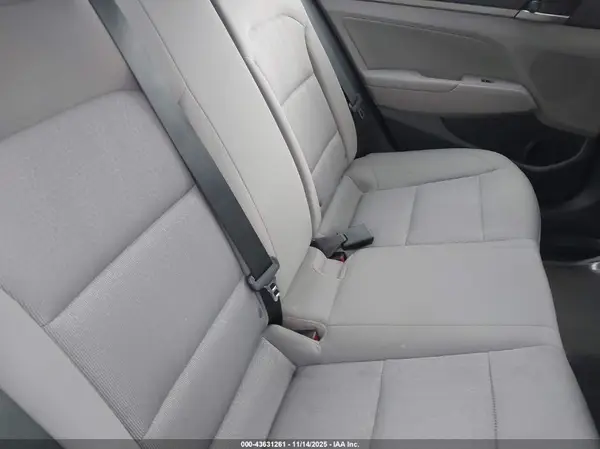 5NPD84LF7JH357195 2018 HYUNDAI ELANTRA - Image 8