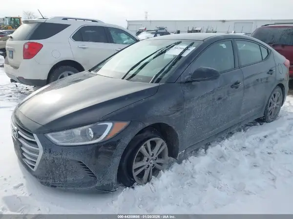 5NPD84LF7JH358525 2018 HYUNDAI ELANTRA - Image 2