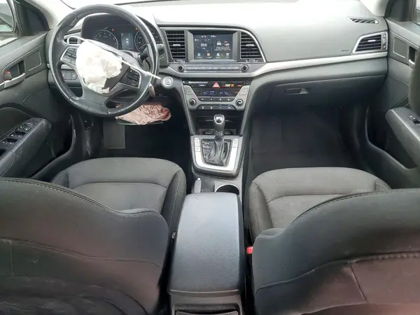 5NPD84LF7JH359819 2018 HYUNDAI ELANTRA - Image 8