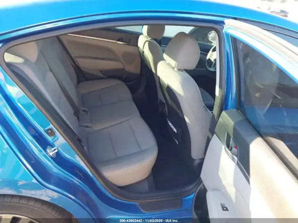 5NPD84LF7JH361537 2018 HYUNDAI ELANTRA - Image 8