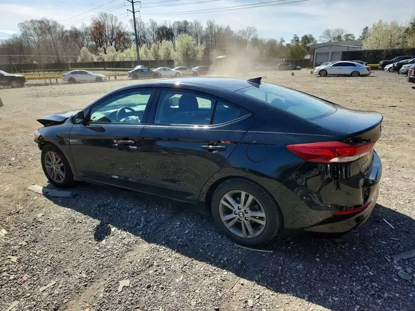 5NPD84LF7JH363742 2018 HYUNDAI ELANTRA - Image 2