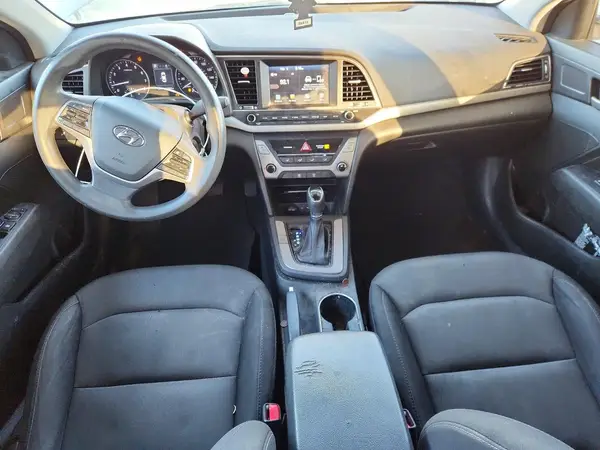 5NPD84LF7JH365197 2018 HYUNDAI ELANTRA - Image 8