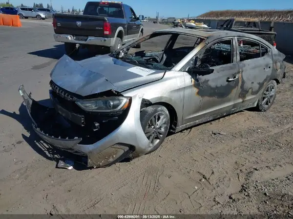5NPD84LF7JH365913 2018 HYUNDAI ELANTRA - Image 2