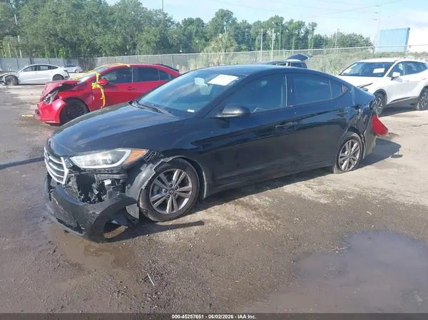 5NPD84LF7JH366270 2018 HYUNDAI ELANTRA - Image 2