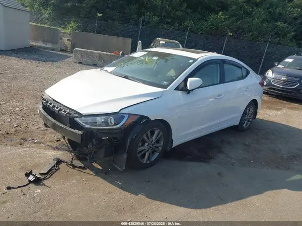 5NPD84LF7JH366446 2018 HYUNDAI ELANTRA - Image 2