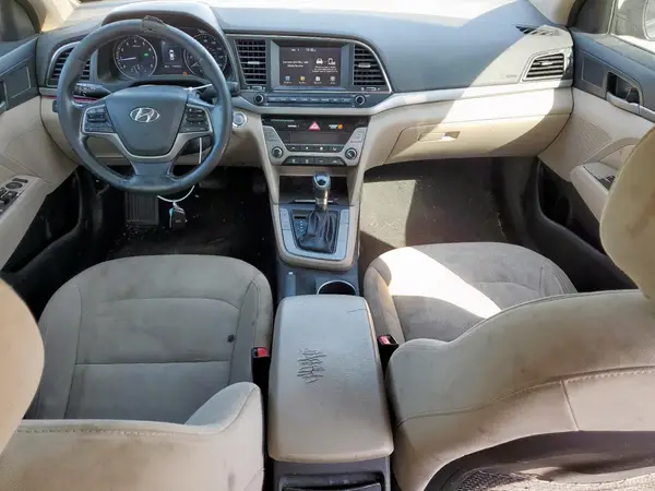 5NPD84LF7JH367953 2018 HYUNDAI ELANTRA - Image 8