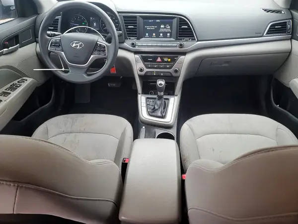 5NPD84LF7JH368021 2018 HYUNDAI ELANTRA - Image 8