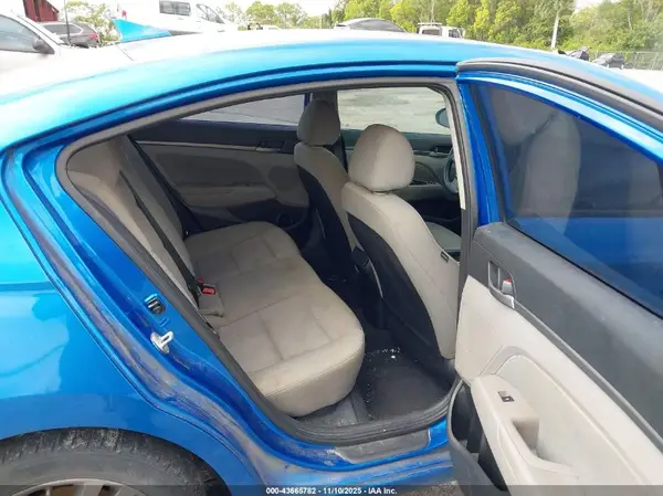 5NPD84LF7JH368519 2018 HYUNDAI ELANTRA - Image 8