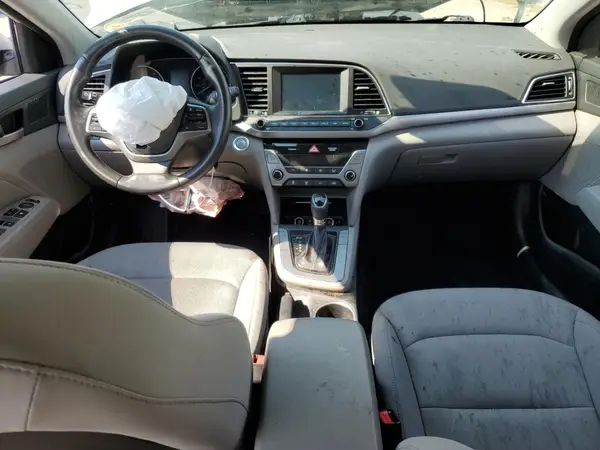 5NPD84LF7JH370075 2018 HYUNDAI ELANTRA - Image 8