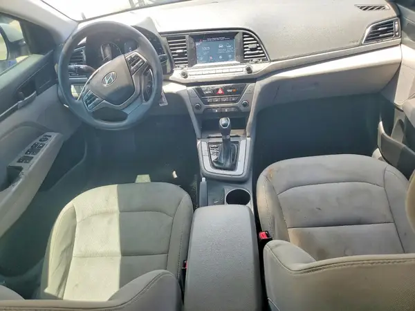 5NPD84LF7JH370643 2018 HYUNDAI ELANTRA - Image 8