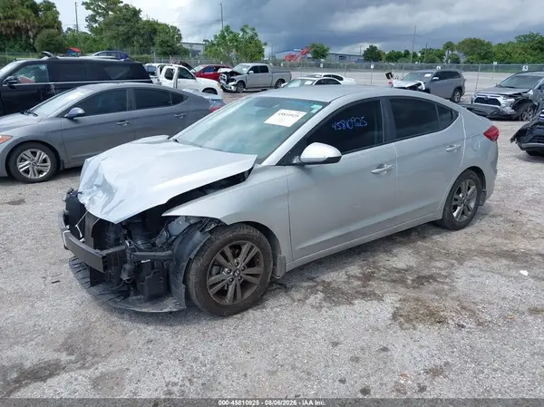 5NPD84LF7JH370786 2018 HYUNDAI ELANTRA - Image 2