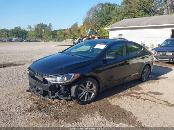 5NPD84LF7JH372070 2018 HYUNDAI ELANTRA - Image 2