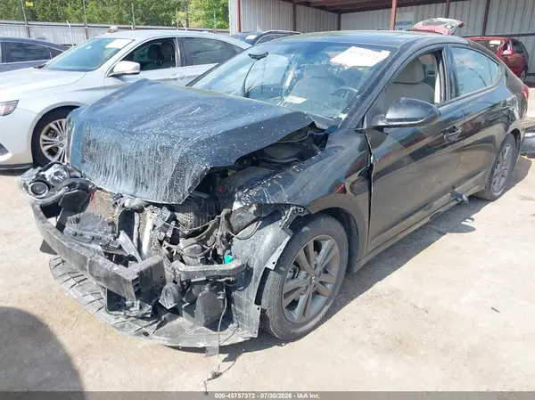 5NPD84LF7JH372084 2018 HYUNDAI ELANTRA - Image 2