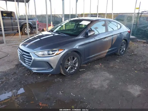5NPD84LF7JH378211 2018 HYUNDAI ELANTRA - Image 2