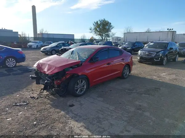 5NPD84LF7JH379701 2018 HYUNDAI ELANTRA - Image 2