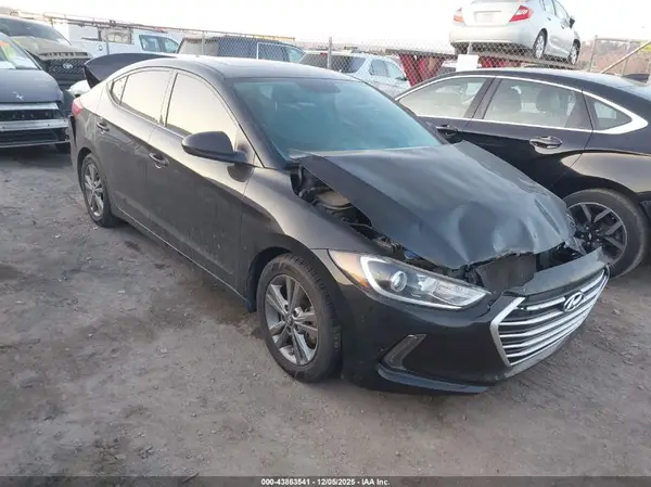 5NPD84LF7JH381478 2018 HYUNDAI ELANTRA - Image 1