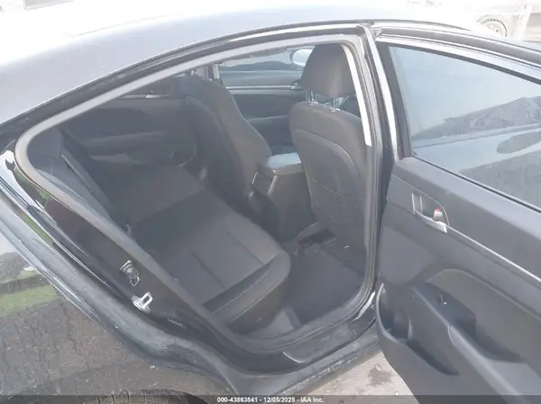 5NPD84LF7JH381478 2018 HYUNDAI ELANTRA - Image 8
