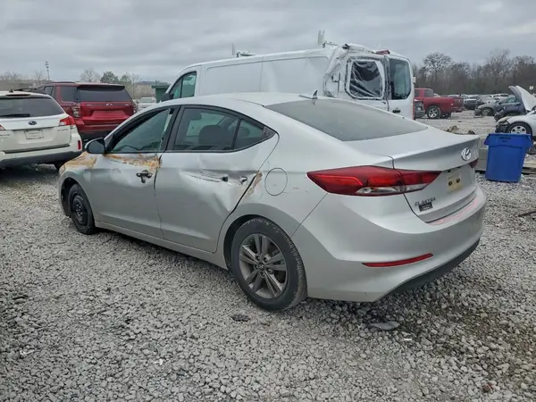 5NPD84LF7JH382212 2018 HYUNDAI ELANTRA - Image 2