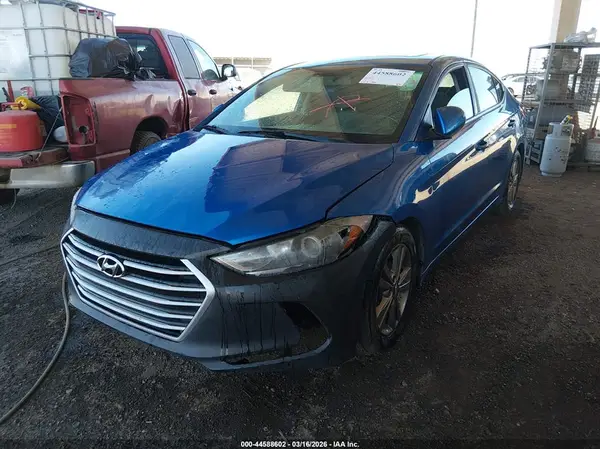5NPD84LF7JH383960 2018 HYUNDAI ELANTRA - Image 2