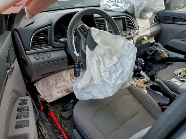 5NPD84LF7JH384512 2018 HYUNDAI ELANTRA - Image 8