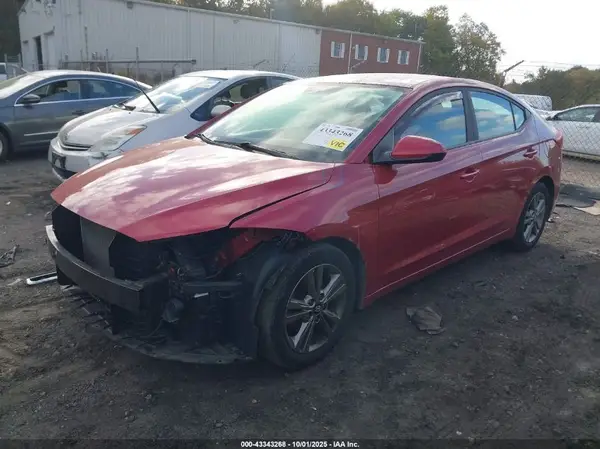 5NPD84LF7JH388690 2018 HYUNDAI ELANTRA - Image 2