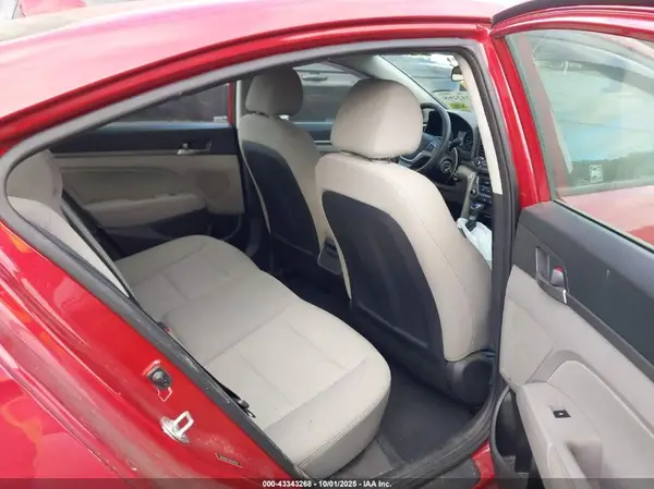 5NPD84LF7JH388690 2018 HYUNDAI ELANTRA - Image 8